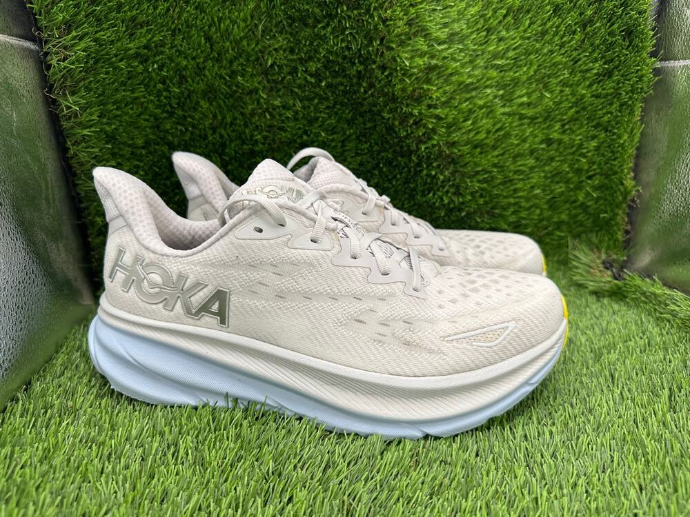 Hoka One One Clifton 9 1127896-NCIW Athletic Sneaker Womens 10B Gray Knit Sports